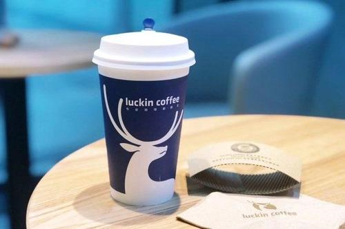 luckin coffee小蓝杯不断拓宽营销渠道,离消费者更近